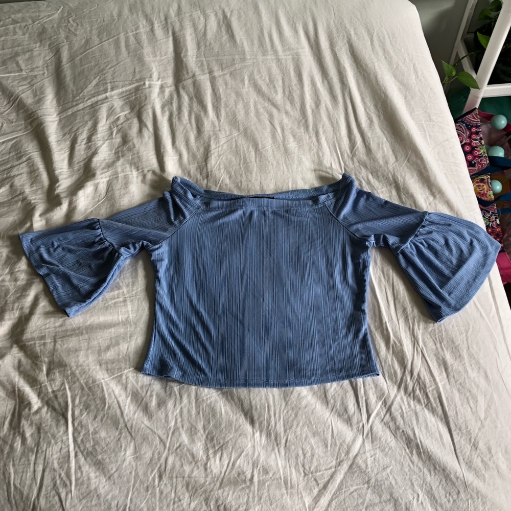 Gal boss  blue crop top L